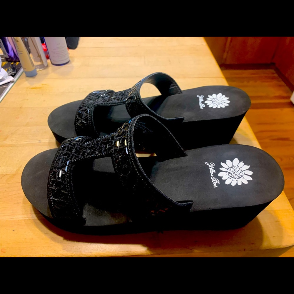 Brand new Yellow box black wedges with bling!!